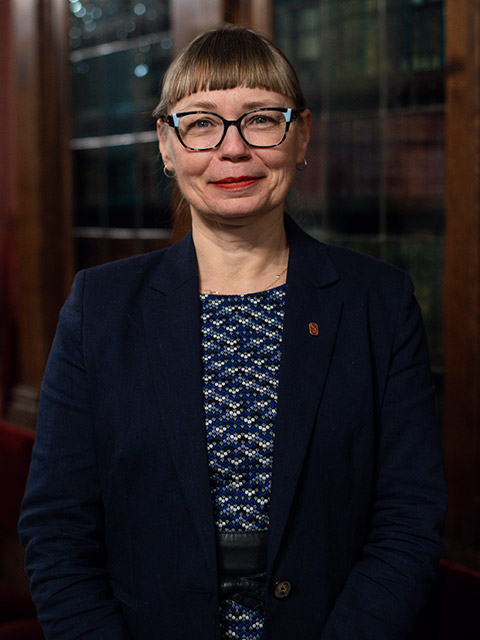 Dr Wioleta J. Karna
