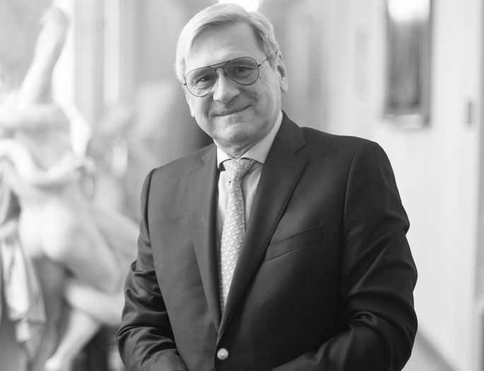 Nie żyje dr Jakub Górski. Był przewodniczącym Rady Uczelni UJ